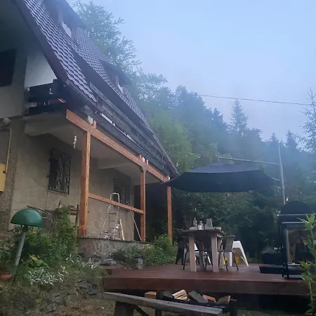 Male Schronisko Chalet