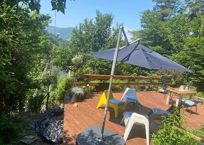 Male Schronisko * שצ'צ'ירק