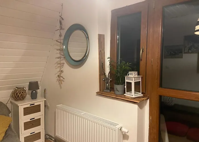 Male Schronisko שצ'צ'ירק